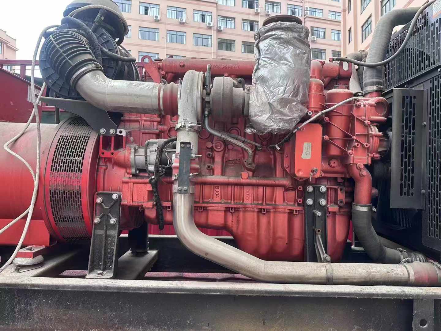 平桂如何选择适合 600kW 柴油发电机组的过载保护器？
